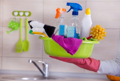 Professional end of tenancy cleaning in SW5 for a spotless property handover