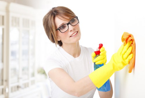 Professional sofa cleaning in SW5 for a fabric sofa